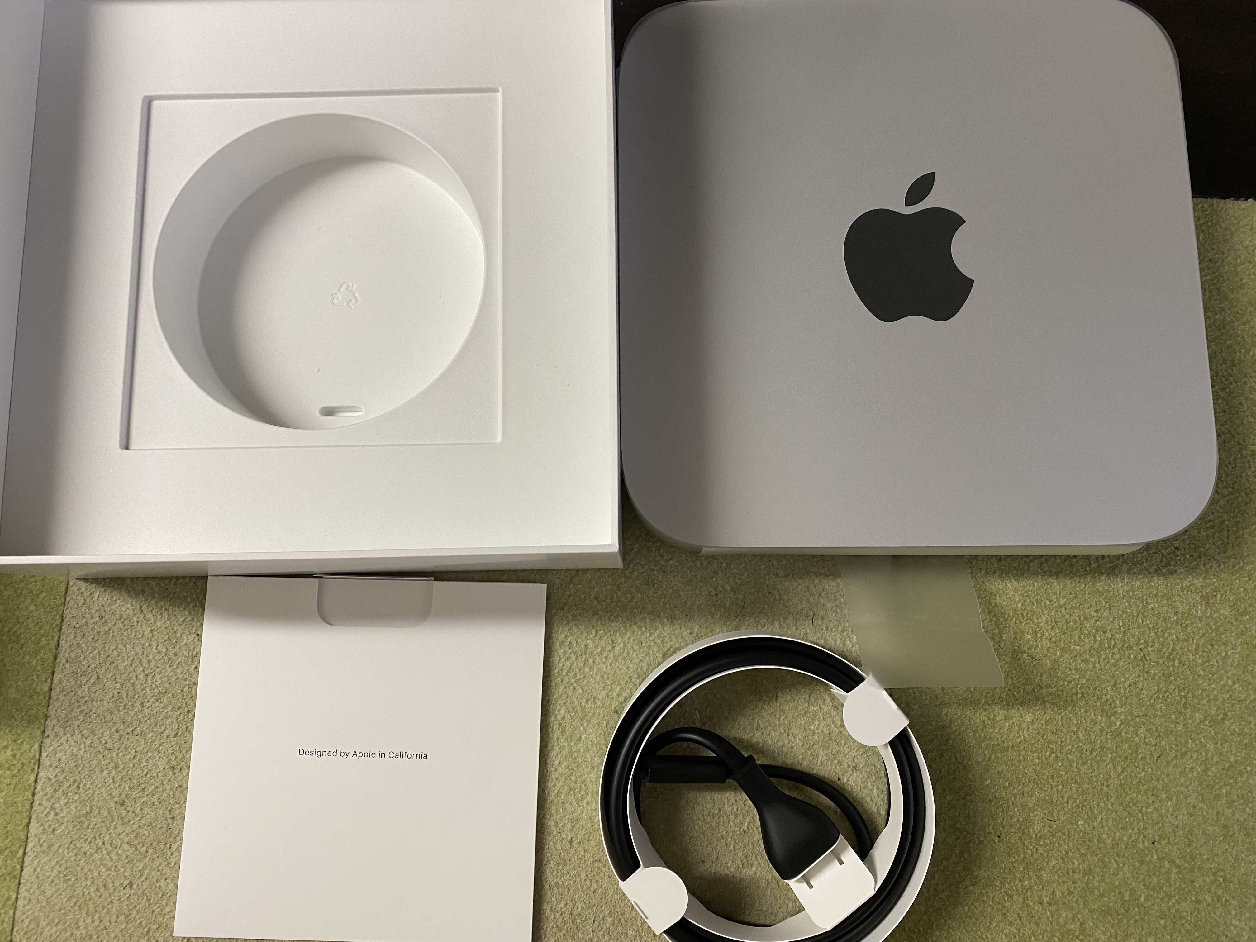 Mac mini Apple M1チップ搭載【新品未開封】 M1なMac miniの開封レビュー、小さくとも頼もしい性能 – あの角
